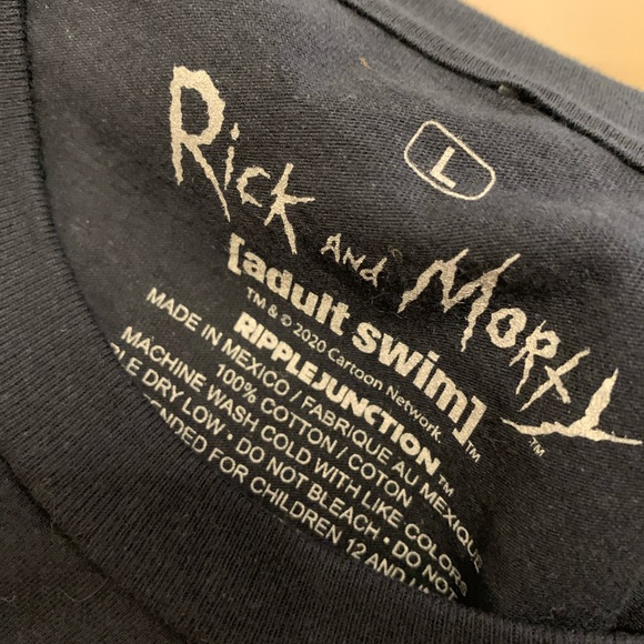 BRAND NEW * RICK AND MORTY SHIRT - Picture 3 of 3